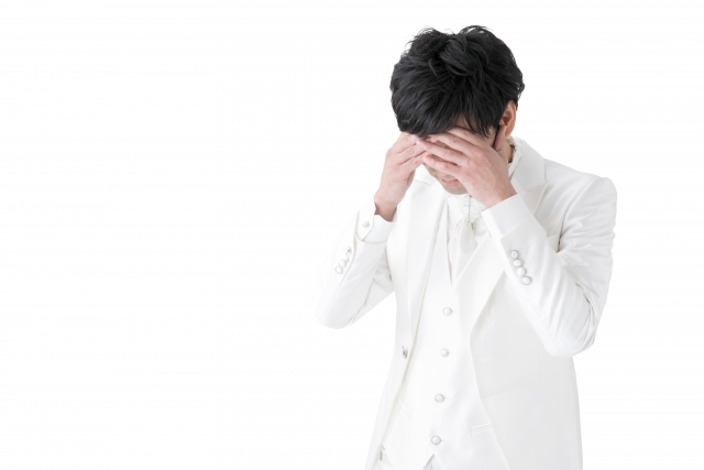 ブライダルリング販売店、４℃に対する20代男性の批判的な口コミ