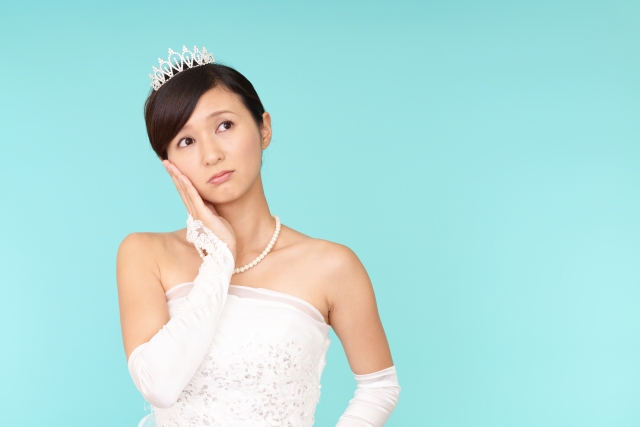 ブライダルリング販売店のアイプリモに対する20代女性の批判的な口コミ